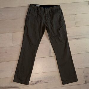 Men’s Volcom Straight Leg Chino Pants Size 34